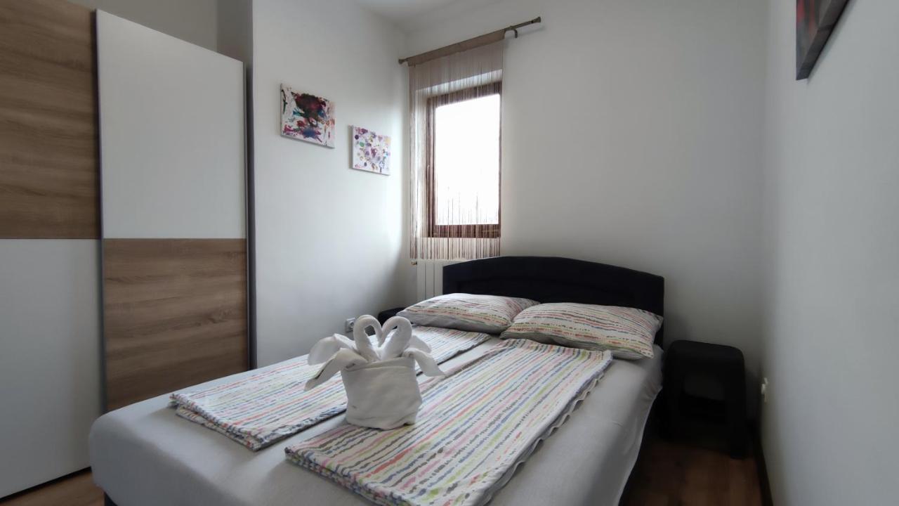 Apartments Marla 波雷奇 外观 照片